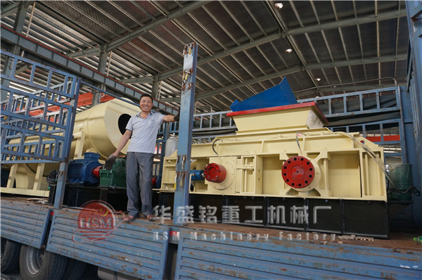 雙齒輥破碎機(ji)髮(fa)貨(huo)圖(tu)